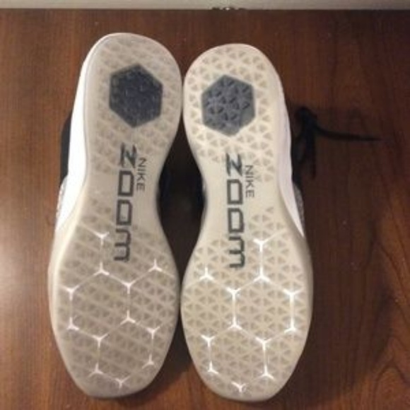NEW NWT Nike Air Zoom Strong Shoe Trainers - Picture 7 of 7